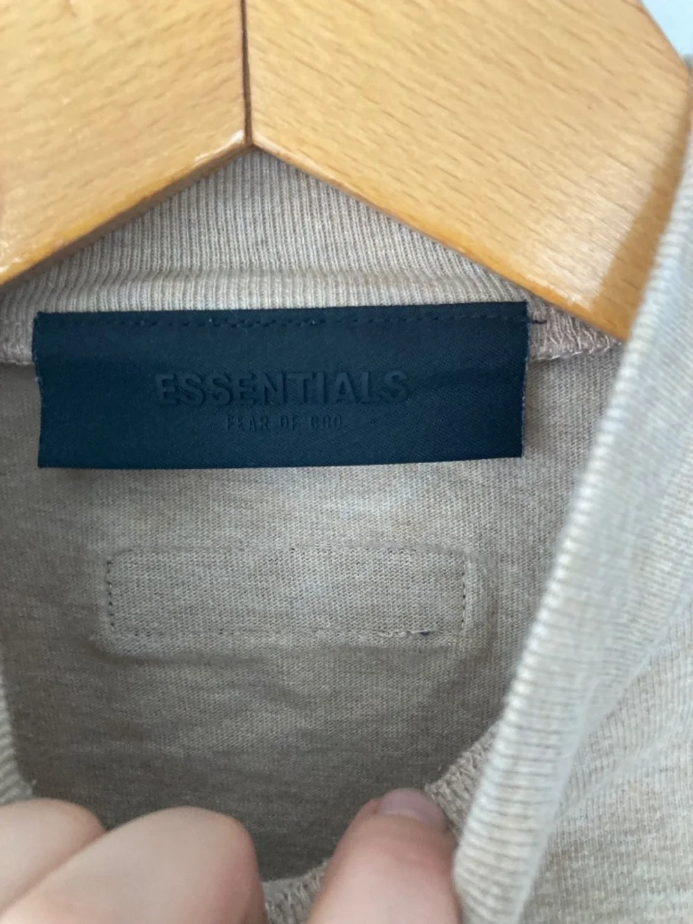 Fear of God Essentials Youth 4/5 Beige T Shirt Logo Streetwear 100% Cotton